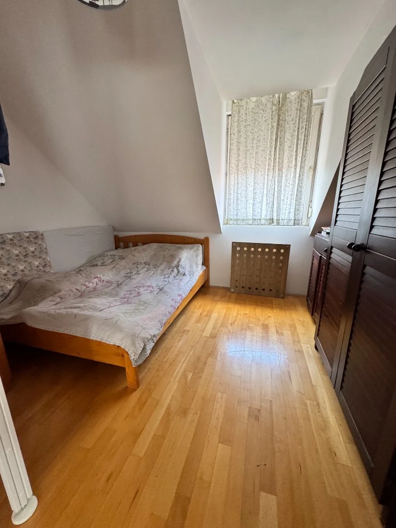 Eladó tégla lakás Pécs Garay - Kép 9
