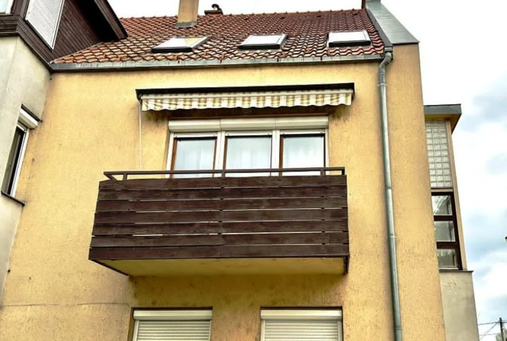 Eladó tégla lakás Vác Nagysándor József utca