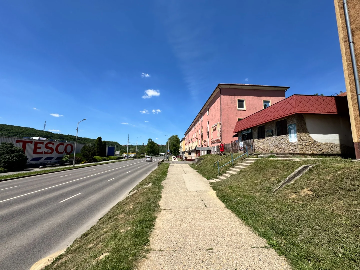 Eladó üzlet iroda / üzlet / kereskedelmi / szolgáltató Komló Kossuth Lajos - Kép 3