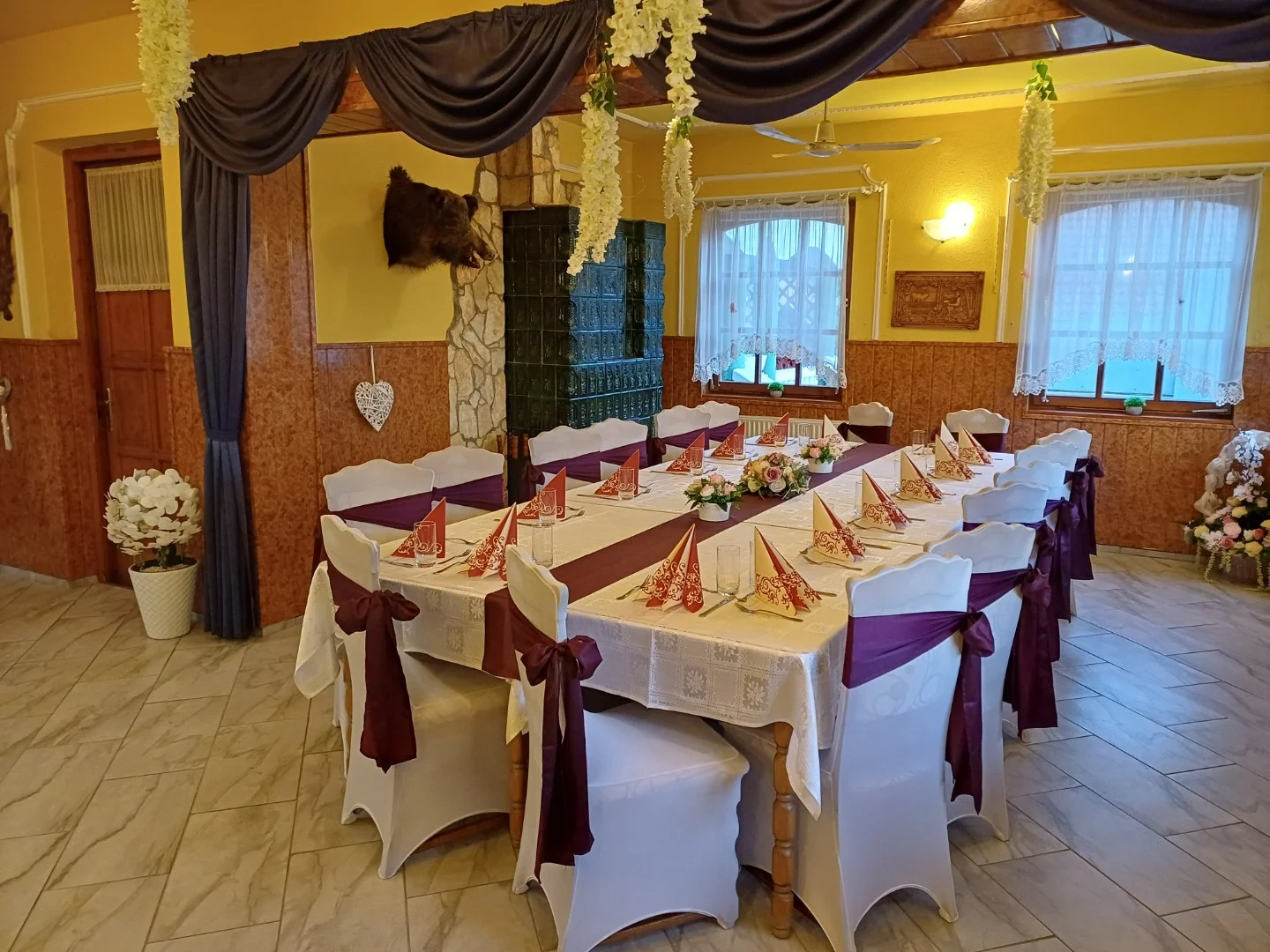 Eladó hotel, szálloda iroda / üzlet / kereskedelmi / szolgáltató Jászapáti József Attila u - Kép 8