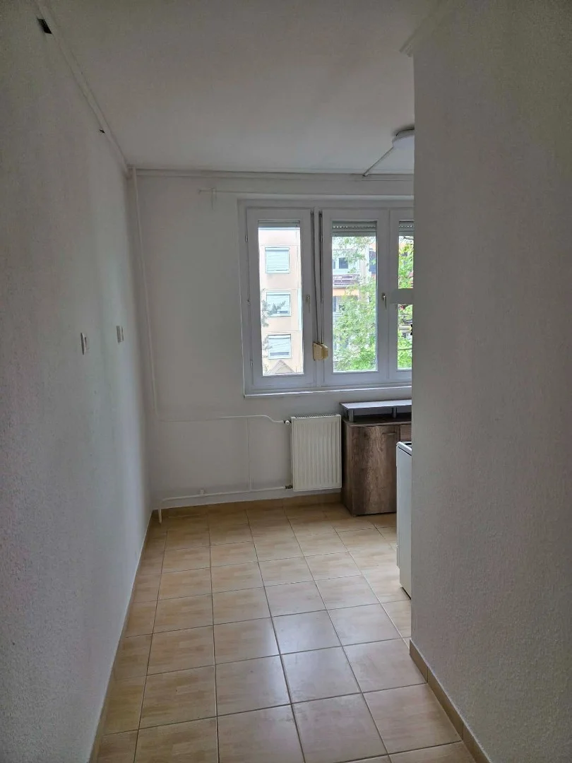 Eladó panel lakás Dabas - Kép 4