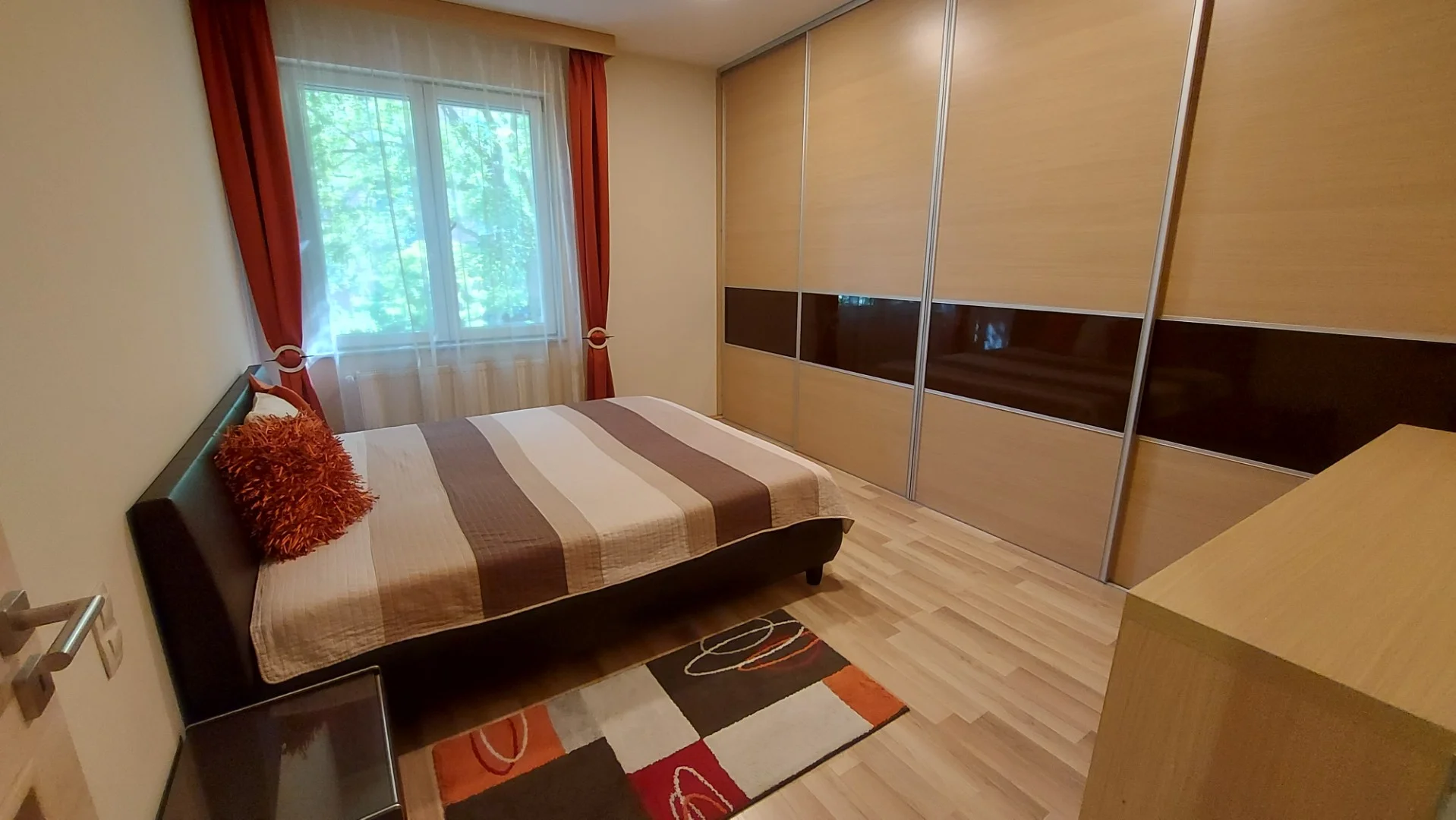 Eladó tégla lakás Budapest 13. ker. Szent László út - Kép 9
