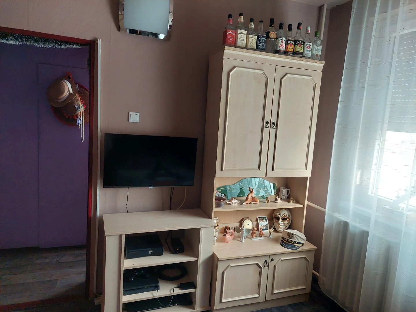 Eladó panel lakás Oroszlány Táncsics udvar - Kép 6