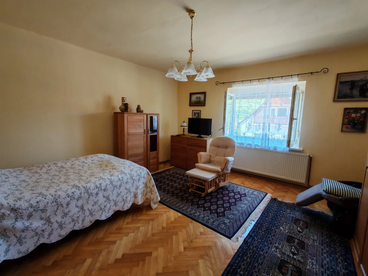 Eladó családi ház Csabdi - Kép 10