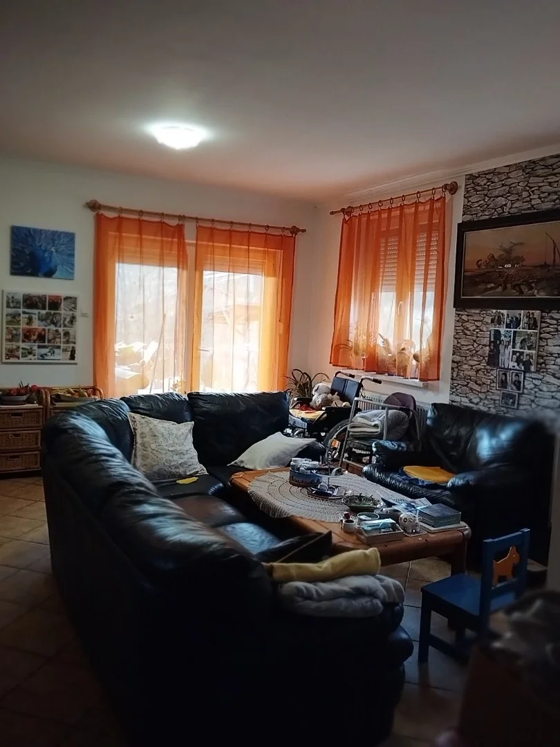 Eladó családi ház Erdőkertes Béke utca - Kép 5