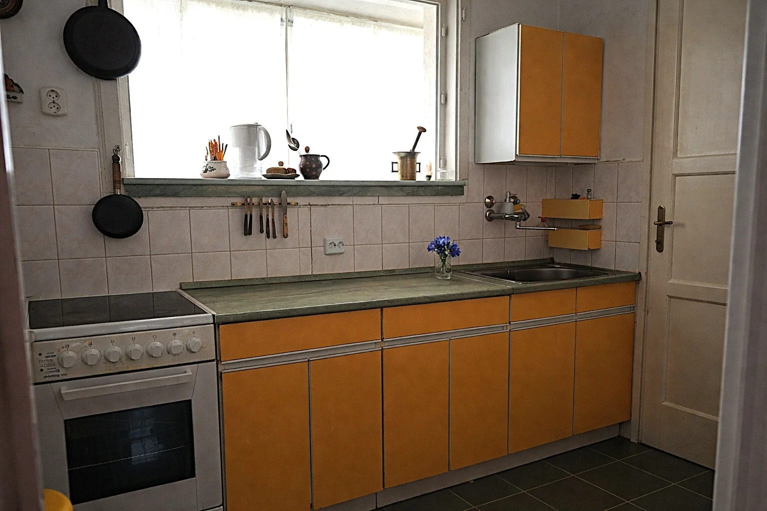 Eladó tégla lakás Tatabánya - Kép 10
