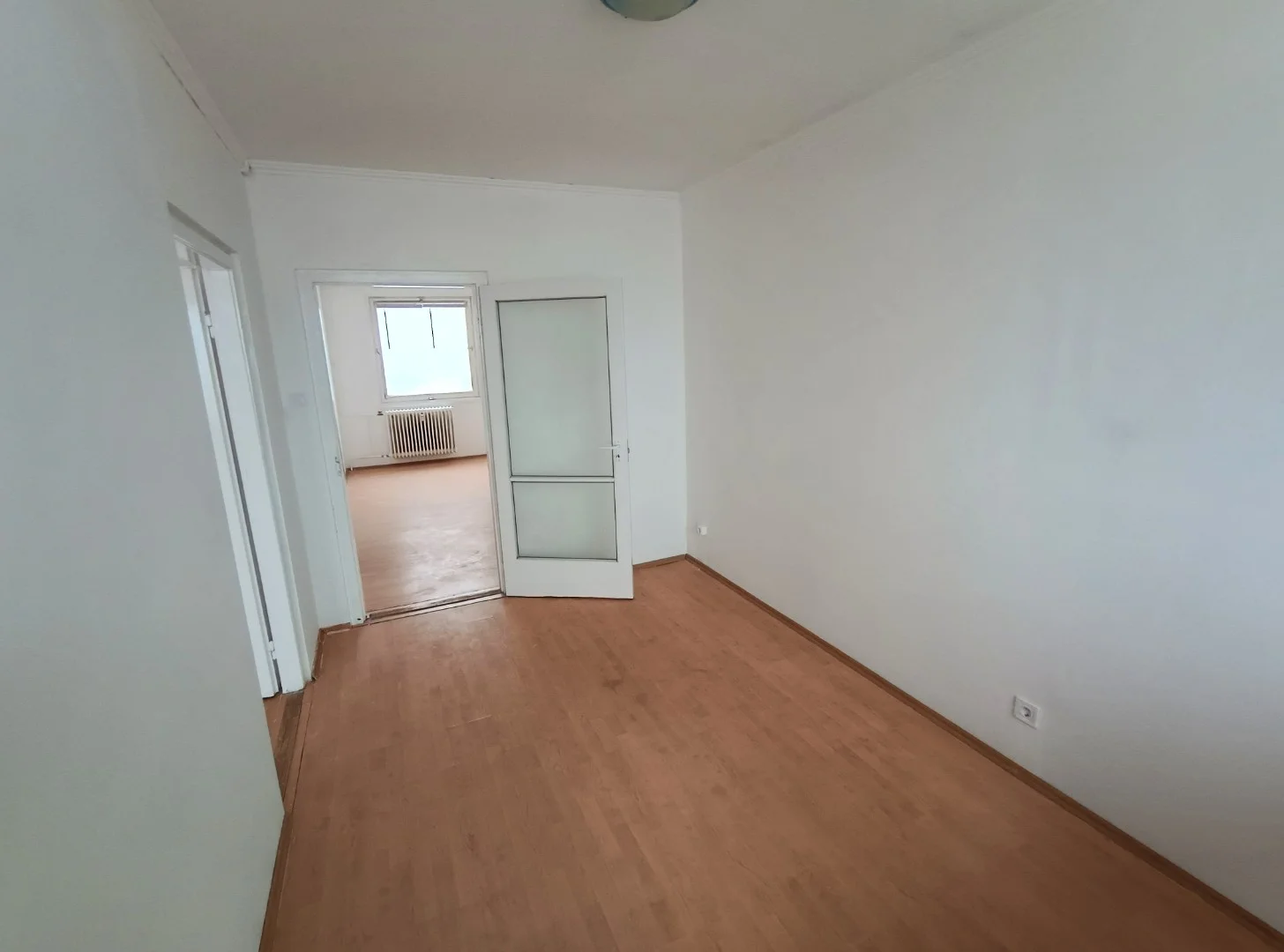 Eladó panel lakás Debrecen Csapó utca - Kép 8