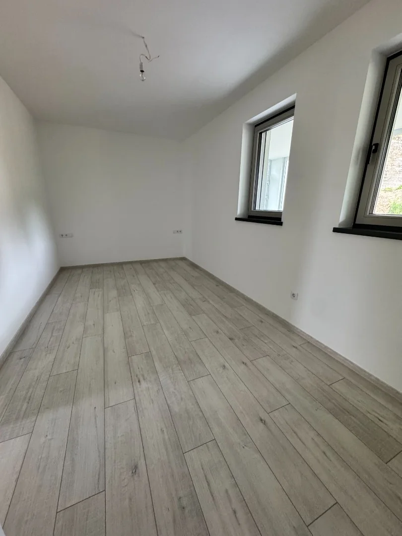 Eladó tégla lakás Pécs Somfa utca - Kép 5