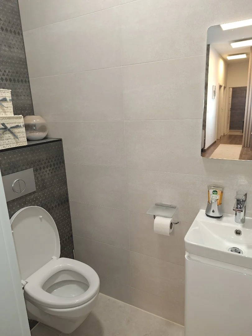 Eladó tégla lakás Debrecen Bársony - Kép 9