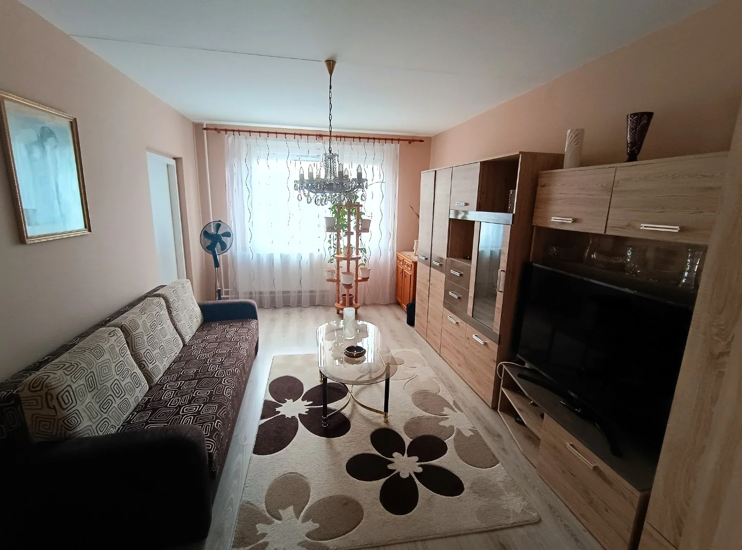 Eladó panel lakás Debrecen Kartács utca - Kép 6