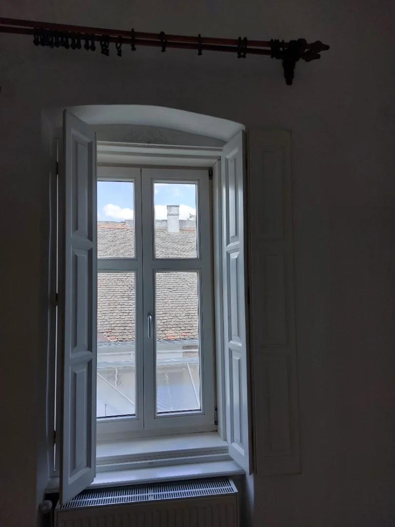 Eladó tégla lakás Baja Árpád utca - Kép 9