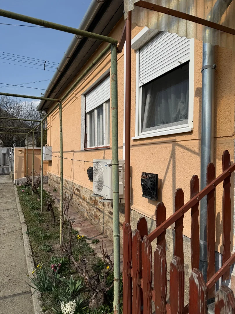 Eladó családi ház Lőrinci Aradi - Kép 4