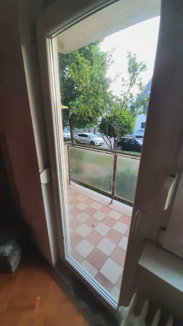 Eladó tégla lakás Győr Zrínyi - Kép 9