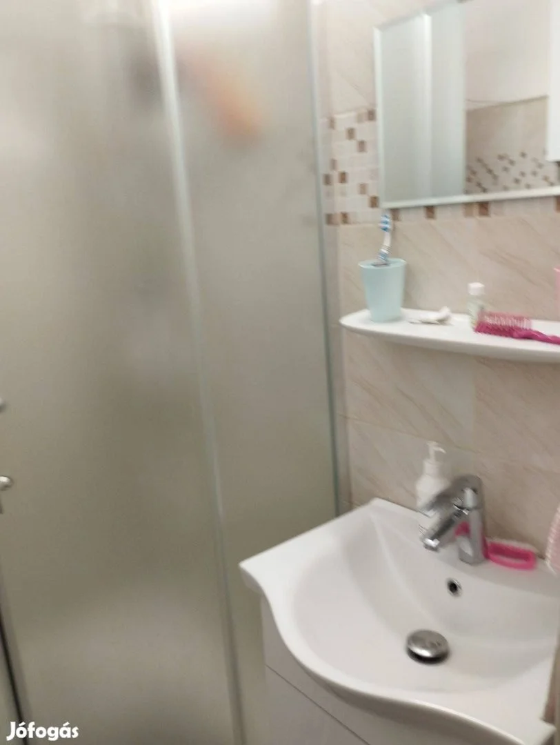 Eladó panel lakás Szeged Hont Ferenc utca - Kép 6