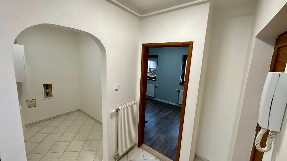 Eladó tégla lakás Vác Nagysándor József utca - Kép 2