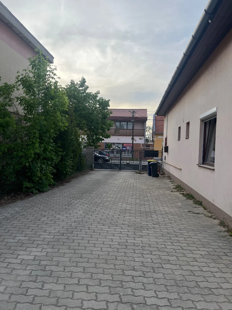 Kiadó üzlet iroda / üzlet / kereskedelmi / szolgáltató Pilis Rákóczi út - Kép 8