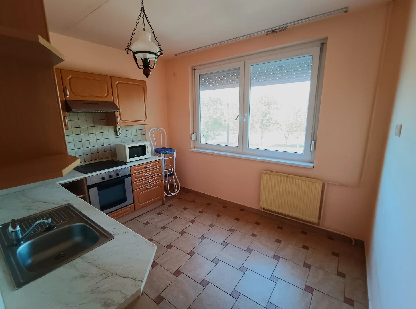 Eladó panel lakás Debrecen Kishegyesi út - Kép 3