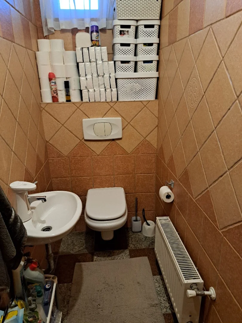 Eladó családi ház Erdőkertes Fő út - Kép 5