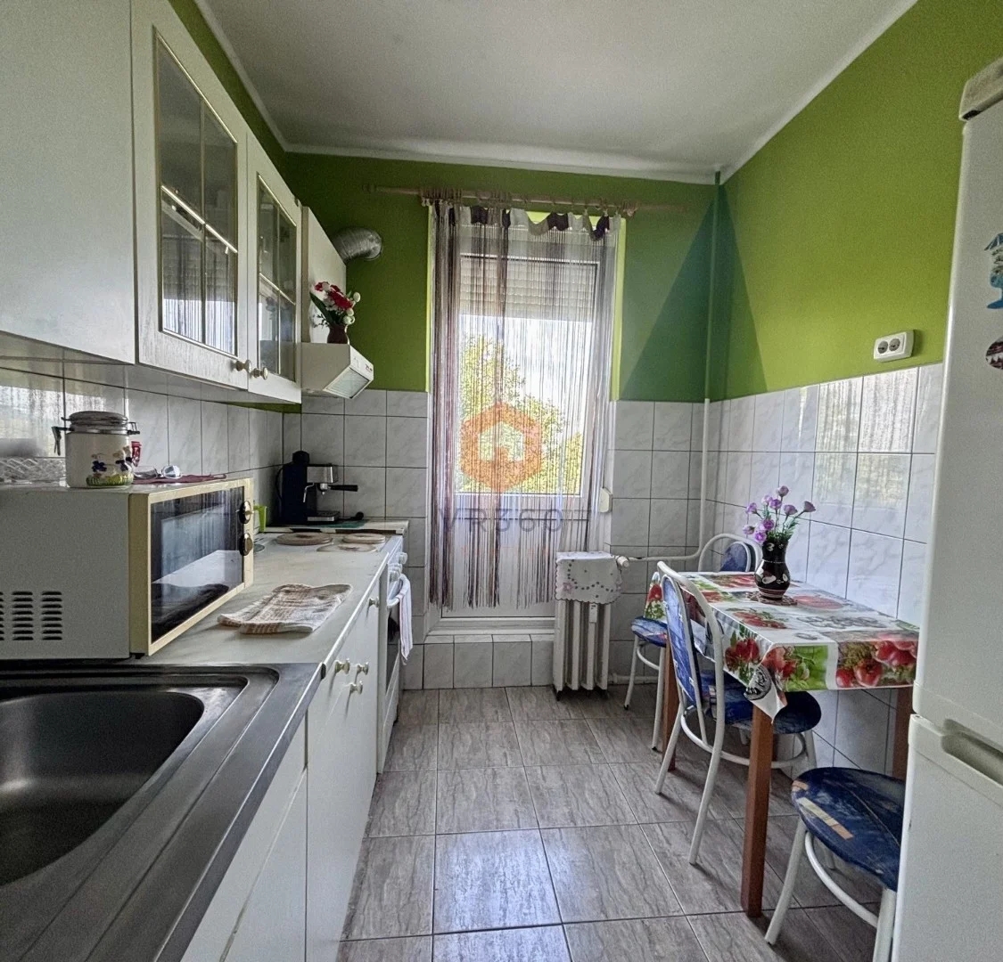 Eladó panel lakás Pécs Aidinger János - Kép 5
