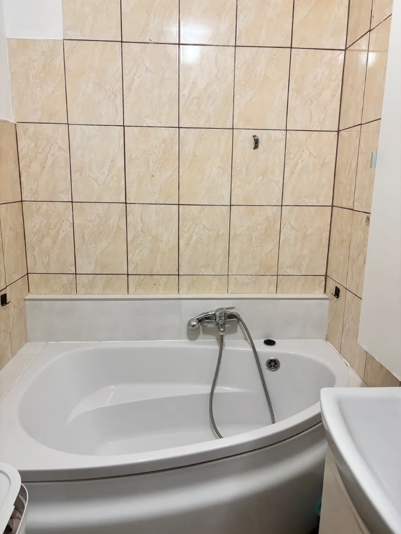 Eladó panel lakás Tatabánya Sárberki ltp 1.emelet - Kép 10