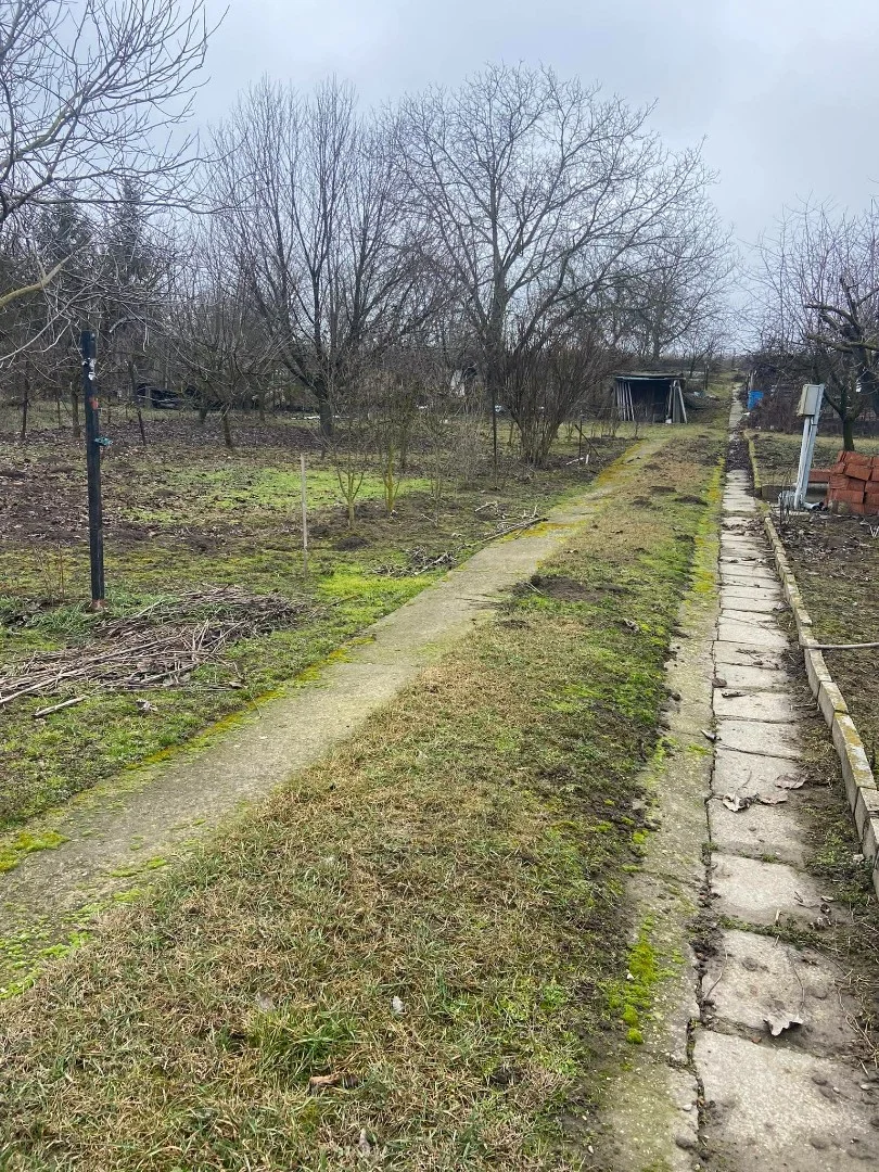Eladó önálló nyaraló nyaraló / üdülő Dunaújváros Kajszi út - Kép 11