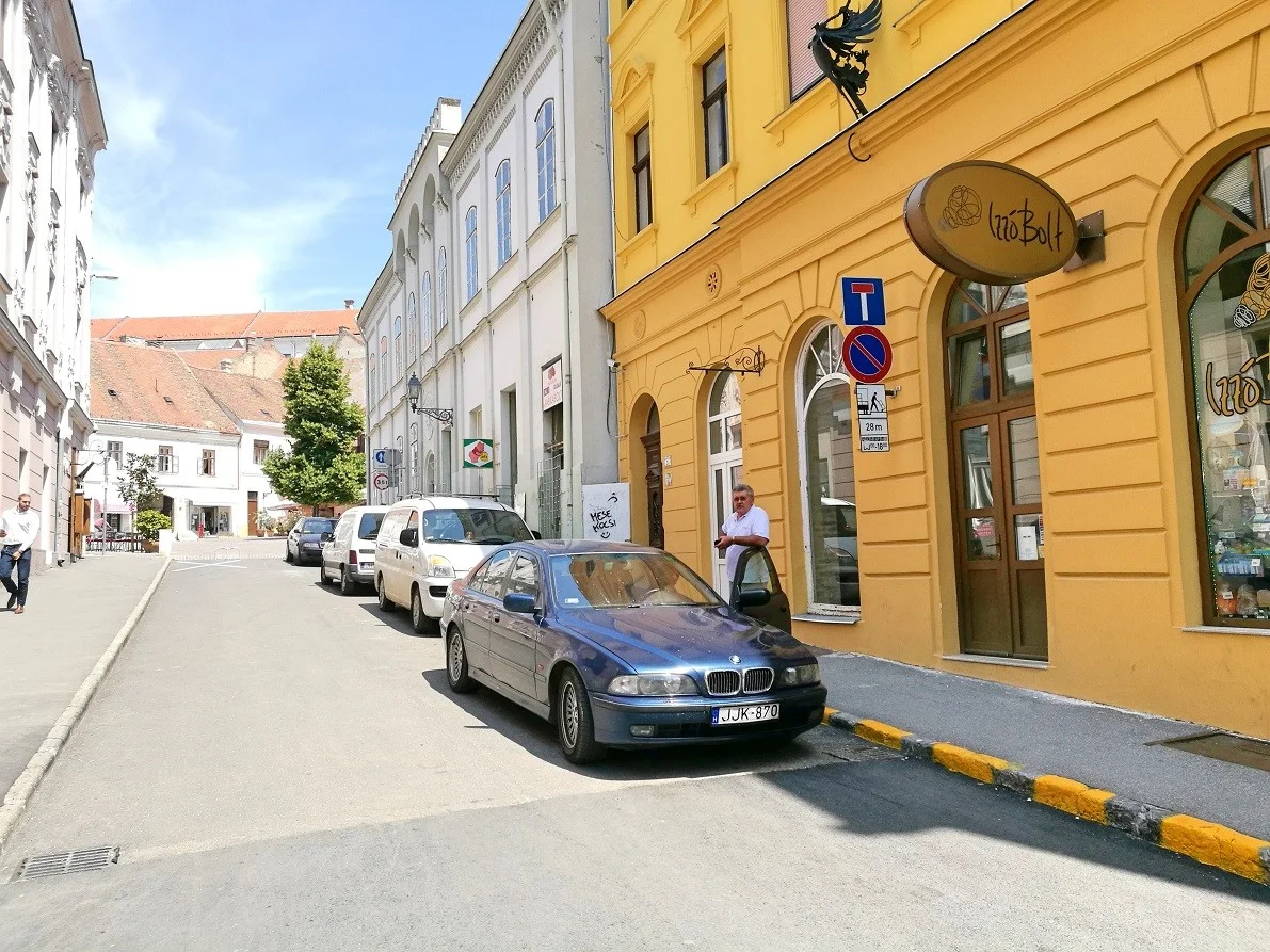 Kiadó tégla lakás Pécs Jókai - Kép 11