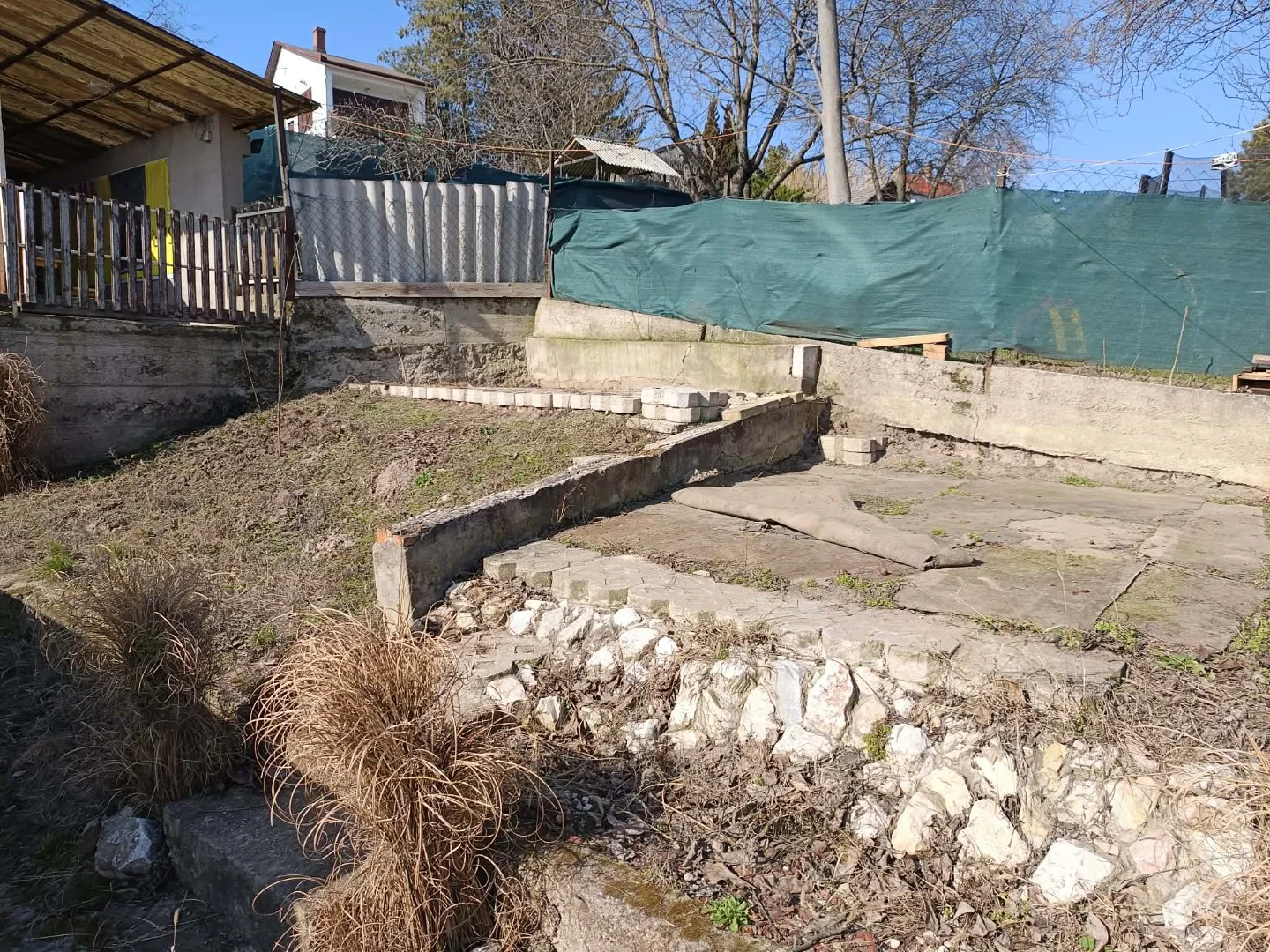 Eladó családi ház Kulcs - Kép 18