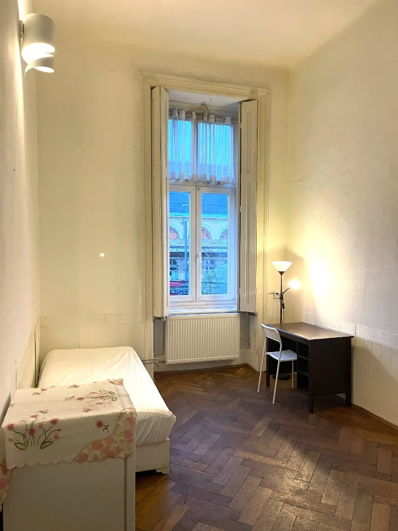 Eladó tégla lakás Budapest 08. ker. kerepesi út - Kép 10