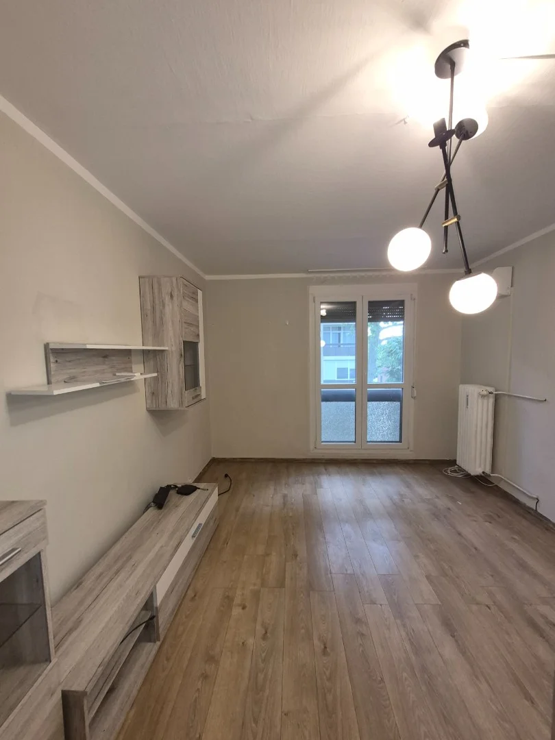 Eladó panel lakás Pécs Berek utca - Kép 3