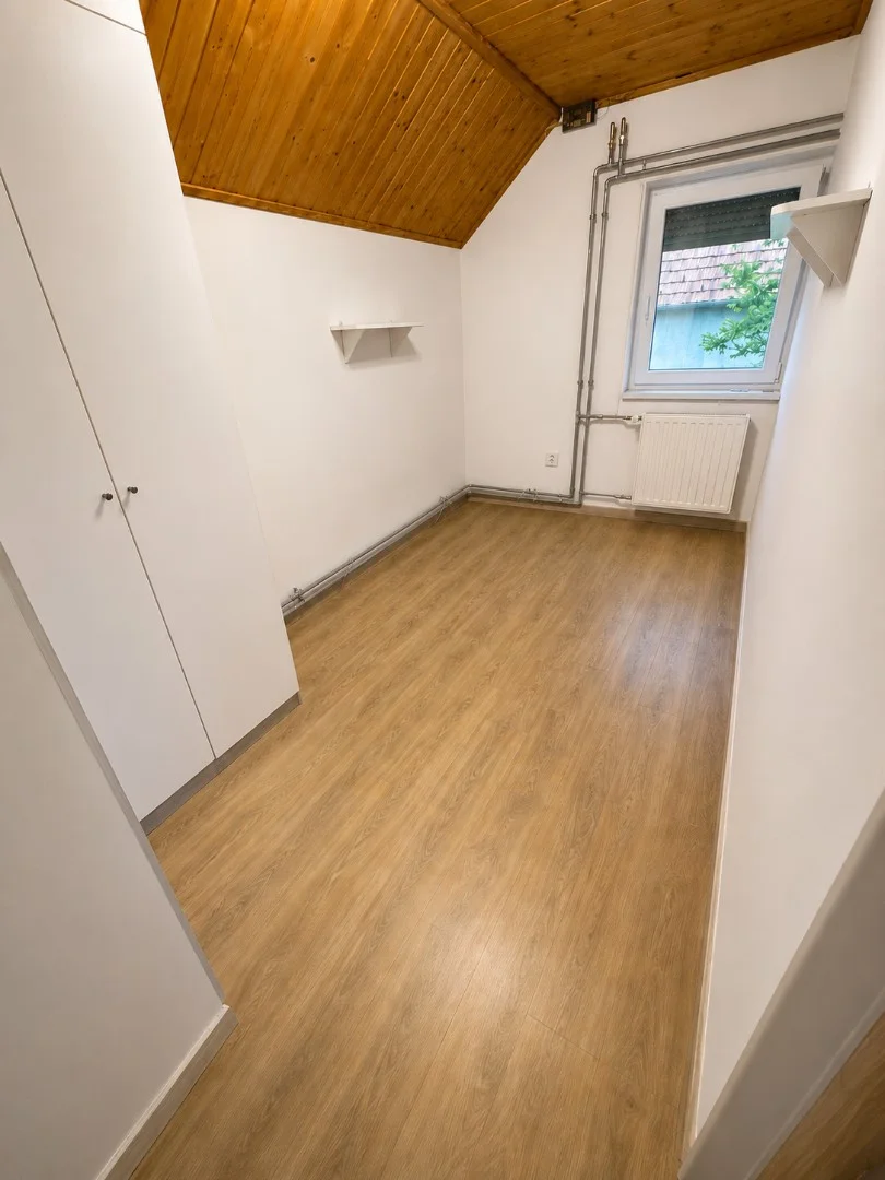 Eladó családi ház Solymár Madách u - Kép 5