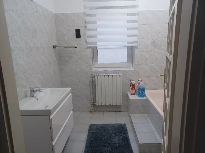 Kiadó ikerház Cegléd Malom tér - Kép 6
