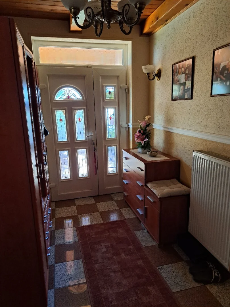 Eladó családi ház Erdőkertes Fő út - Kép 4