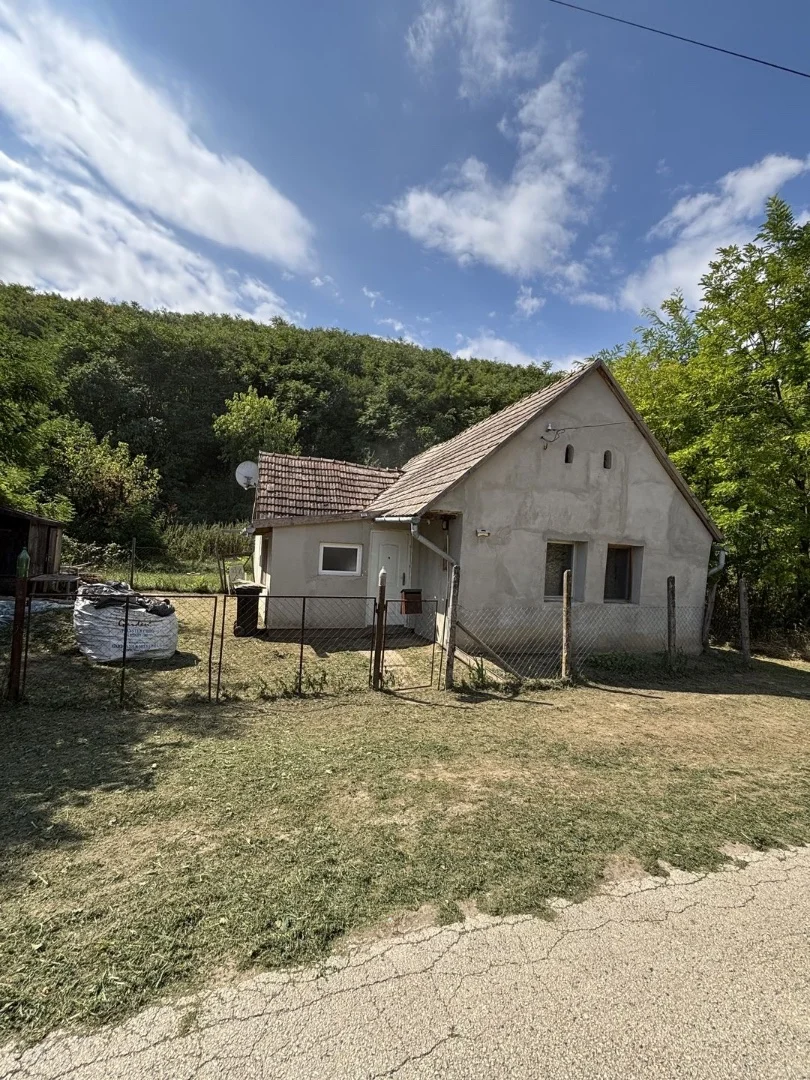 Eladó családi ház Magyarkeszi Petőfi utca - Kép 9