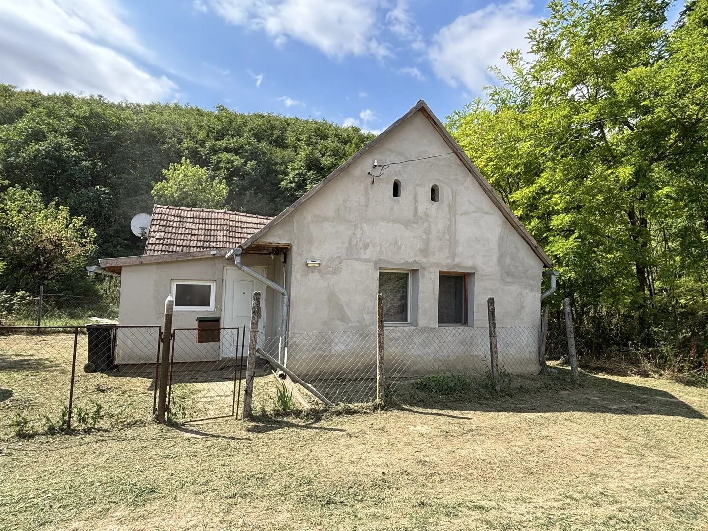 Eladó családi ház Magyarkeszi Petőfi utca