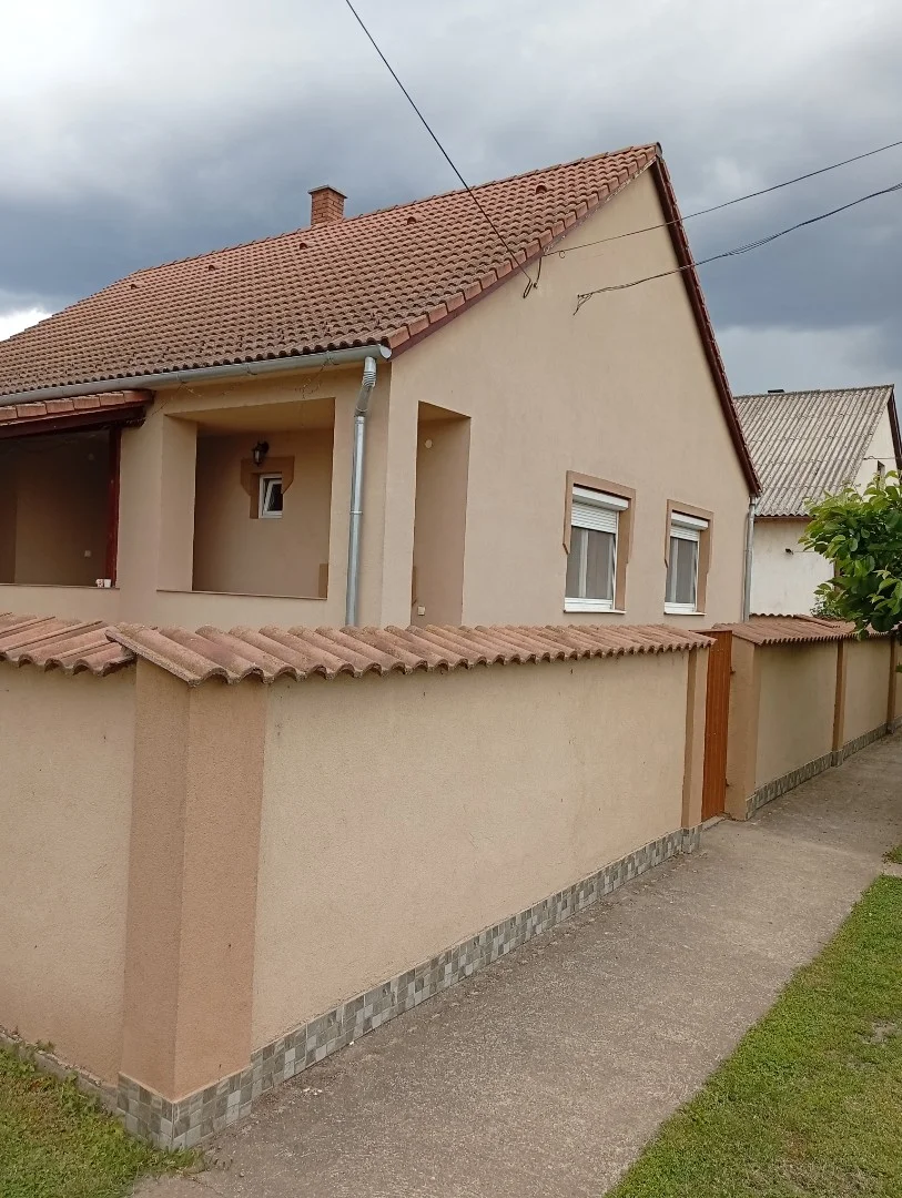 Eladó családi ház Sátorhely II.Lajos