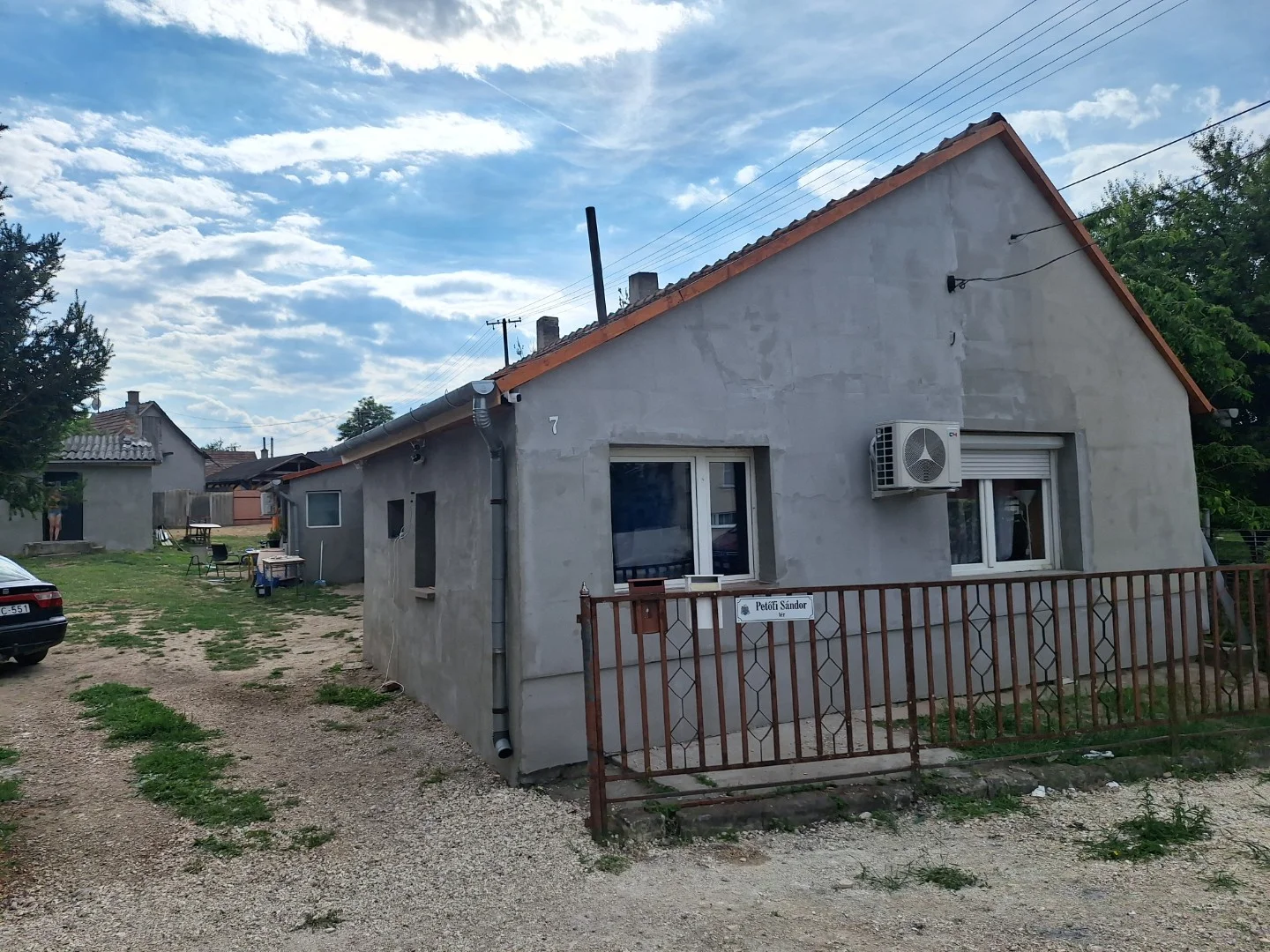 Eladó tégla lakás Bicske Petőfi Sándor Tér