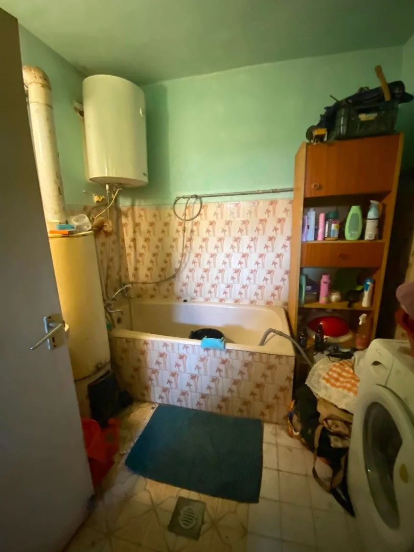 Eladó családi ház Nagyvenyim - Kép 16