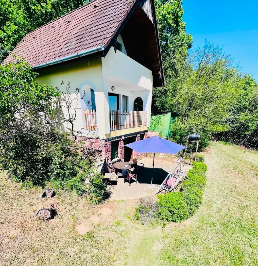 Eladó önálló nyaraló nyaraló / üdülő Balatonszepezd Akácfa utca