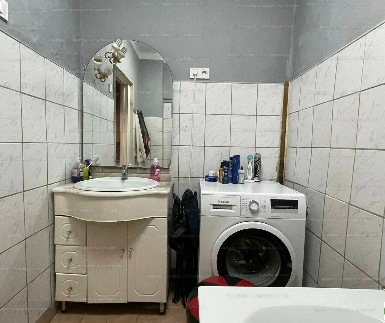 Eladó családi ház Baracs - Kép 9