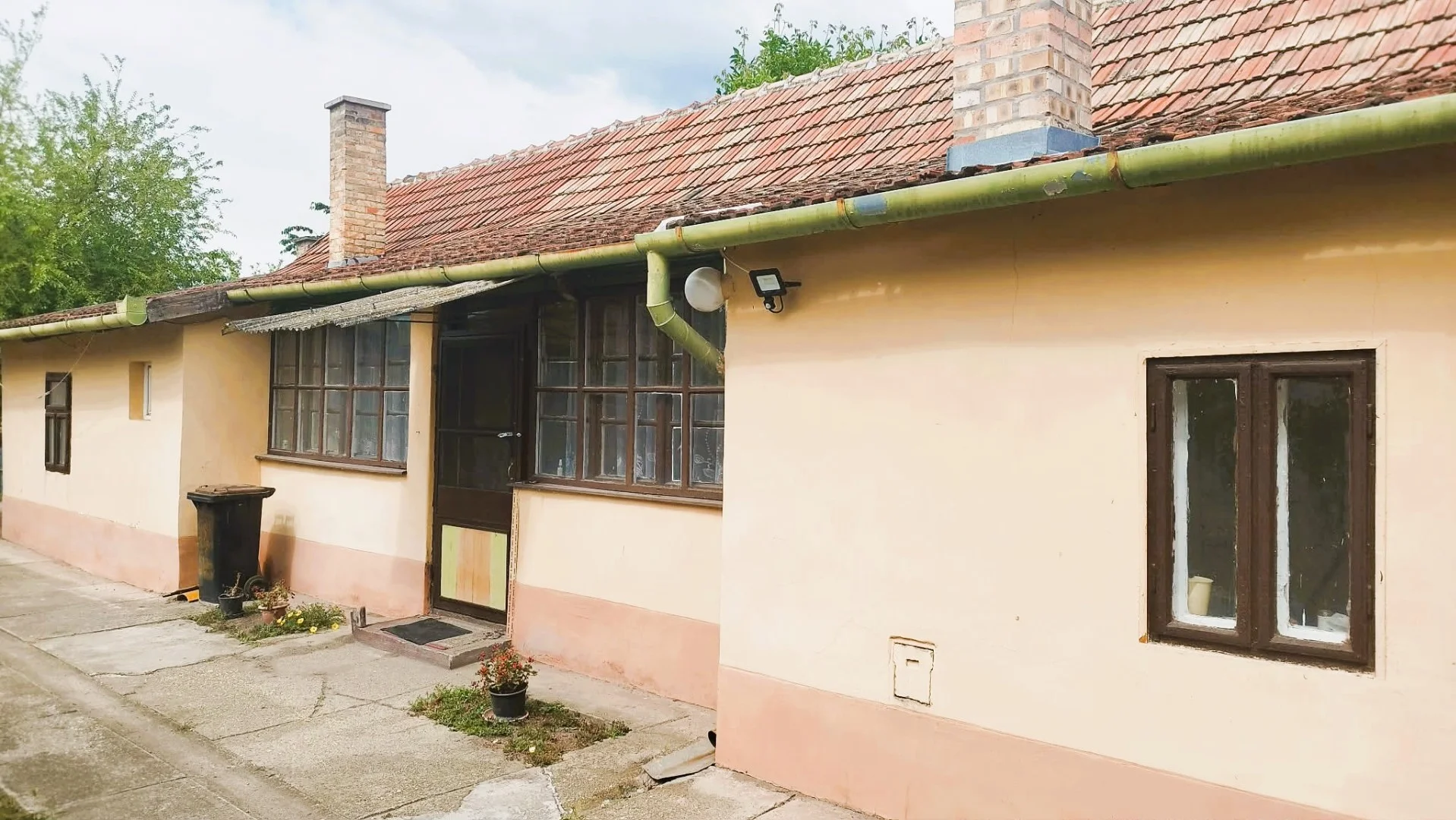 Eladó családi ház Cegléd - Kép 8