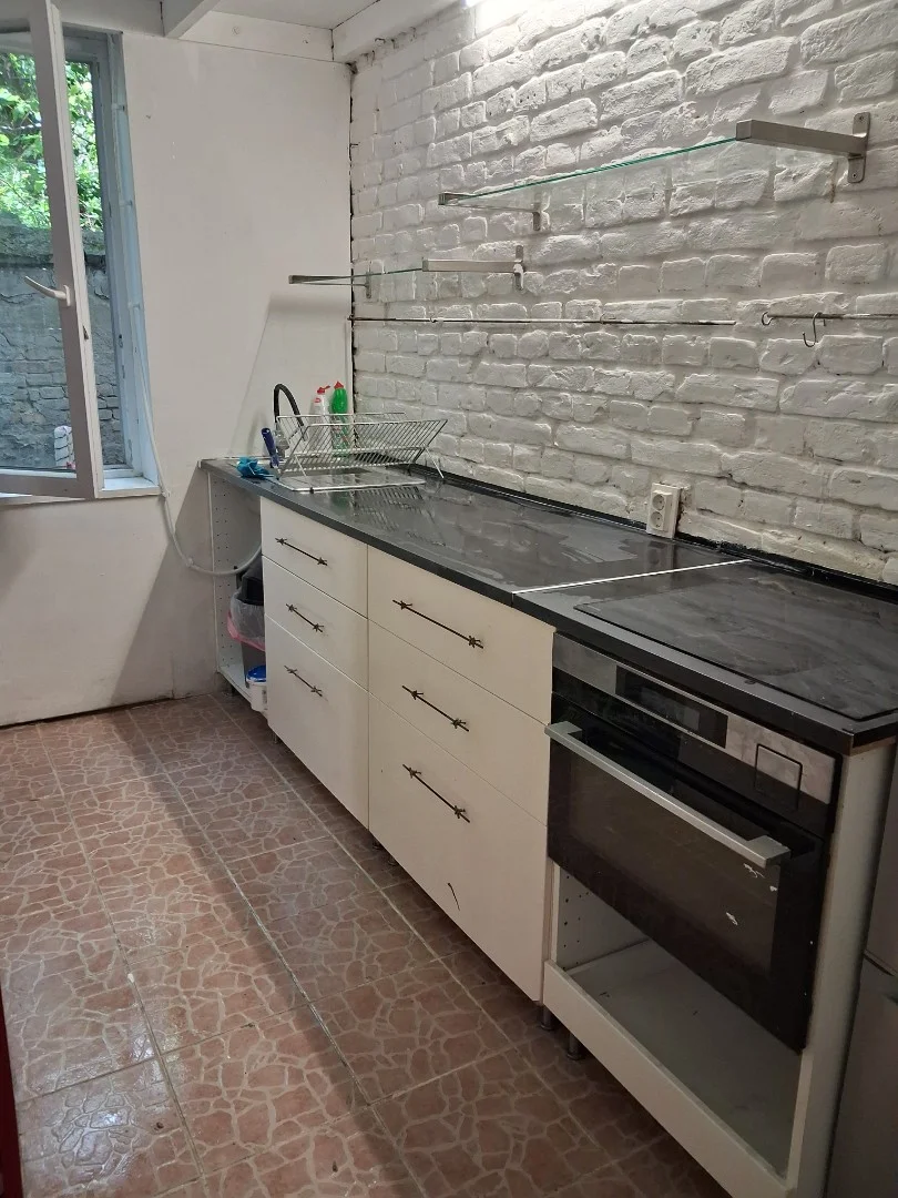 Eladó tégla lakás Budapest Állomás utca