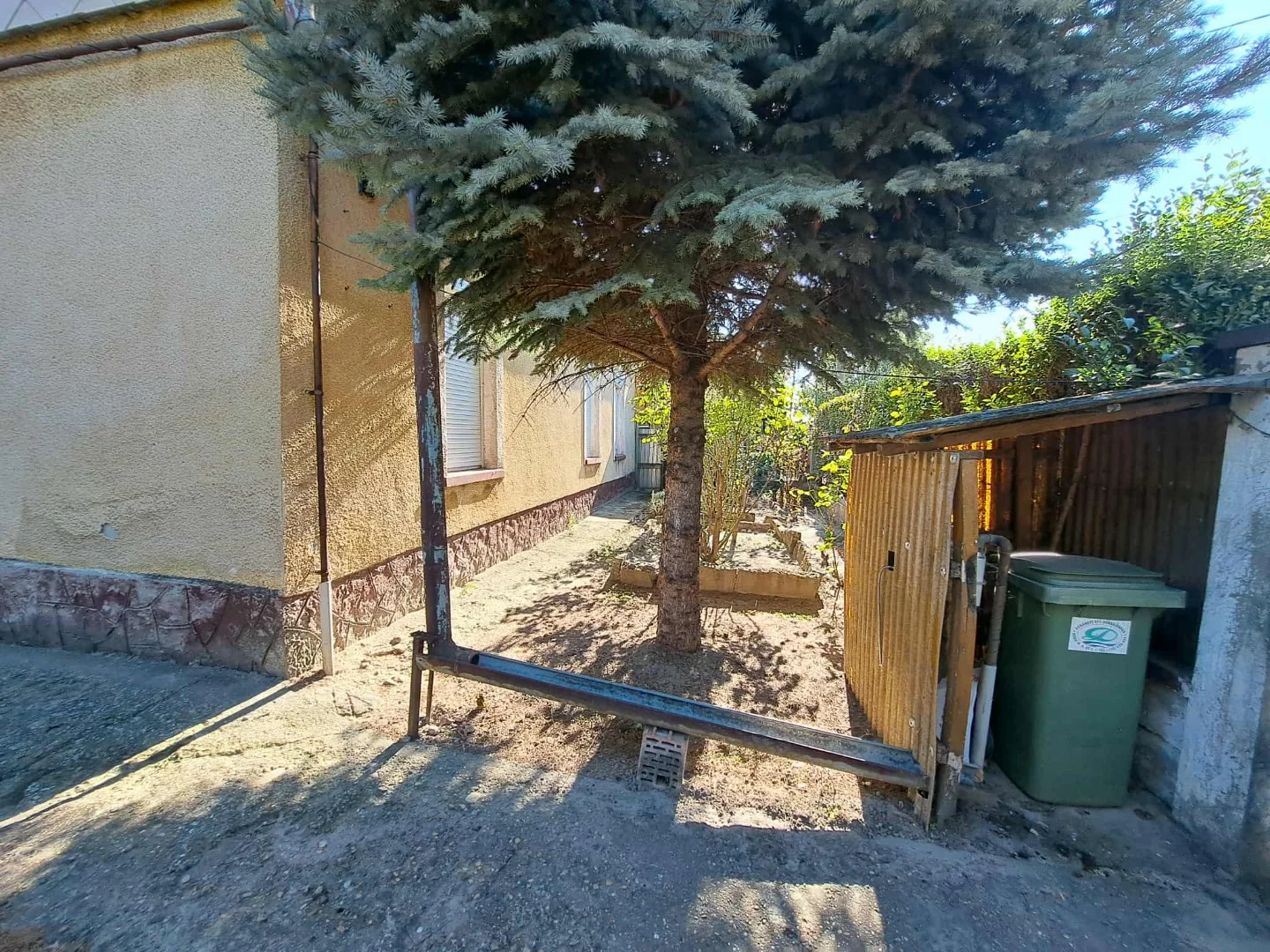 Eladó családi ház Dunavecse - Kép 10