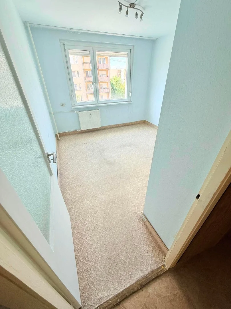 Eladó panel lakás Kazincbarcika Mikszáth Kálmán utca - Kép 4