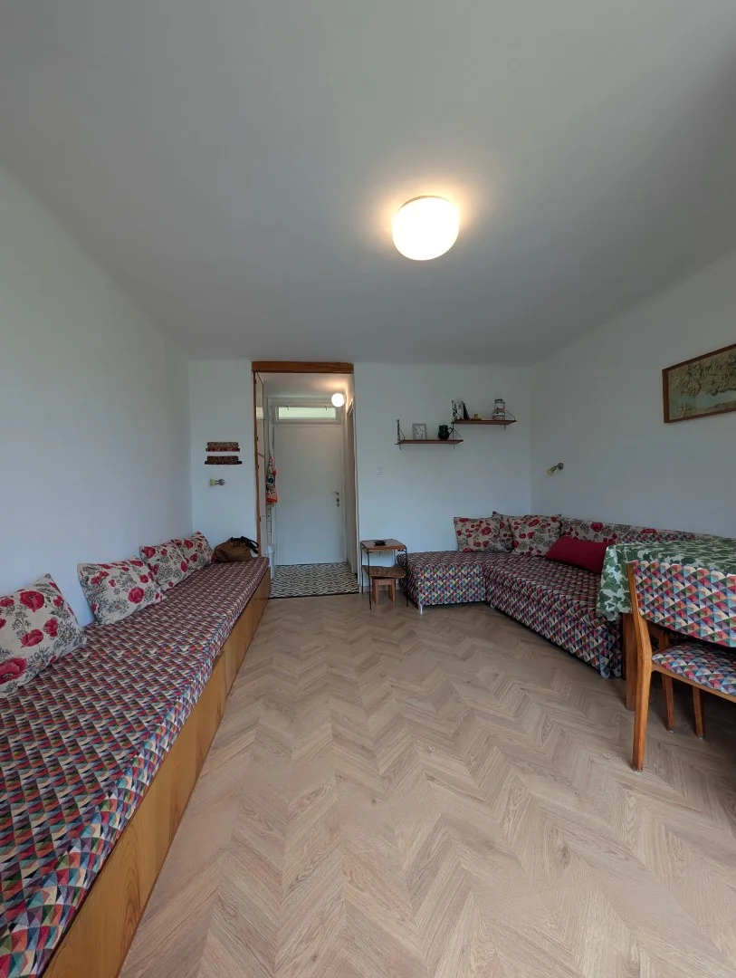 Eladó üdülőházas nyaraló / apartman nyaraló / üdülő Balatonlelle Zengő utca - Kép 9