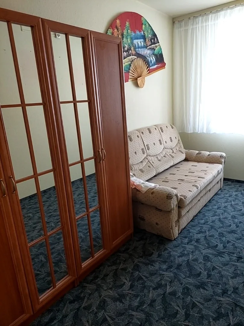 Kiadó panel lakás Várpalota József Atilla utca 17. - Kép 2