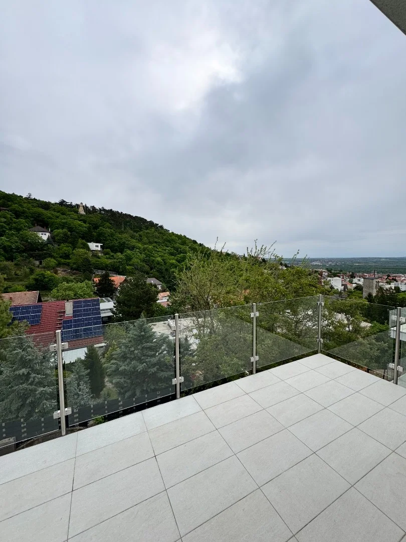 Eladó tégla lakás Pécs Somfa - Kép 8