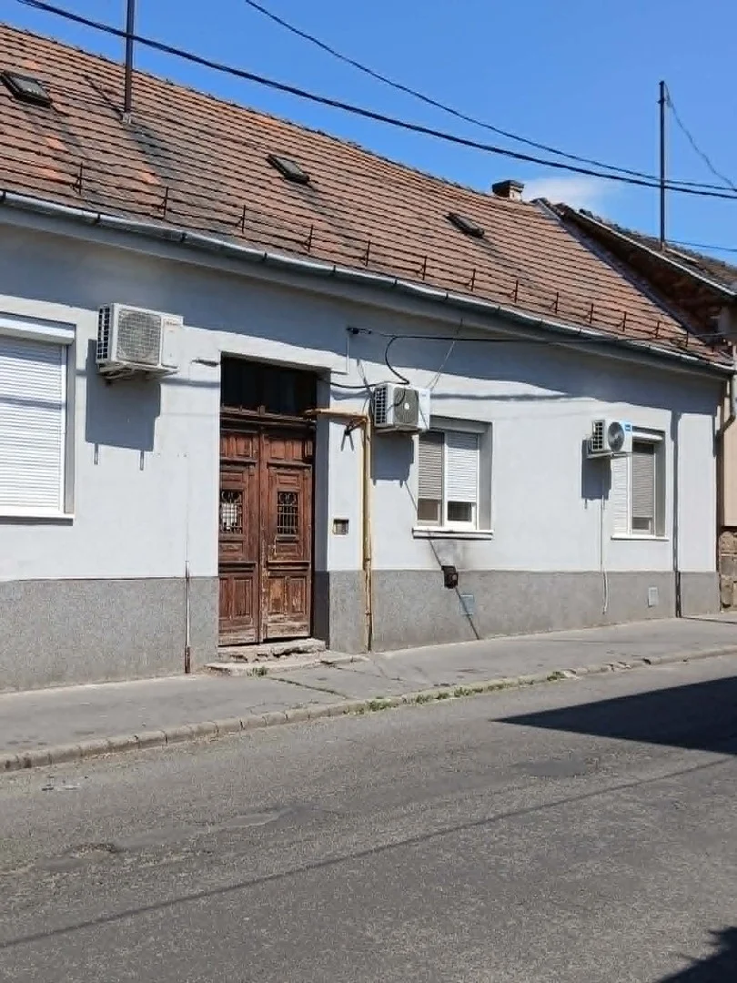Eladó tégla lakás Budapest 04. ker. Irányi Dániel utca