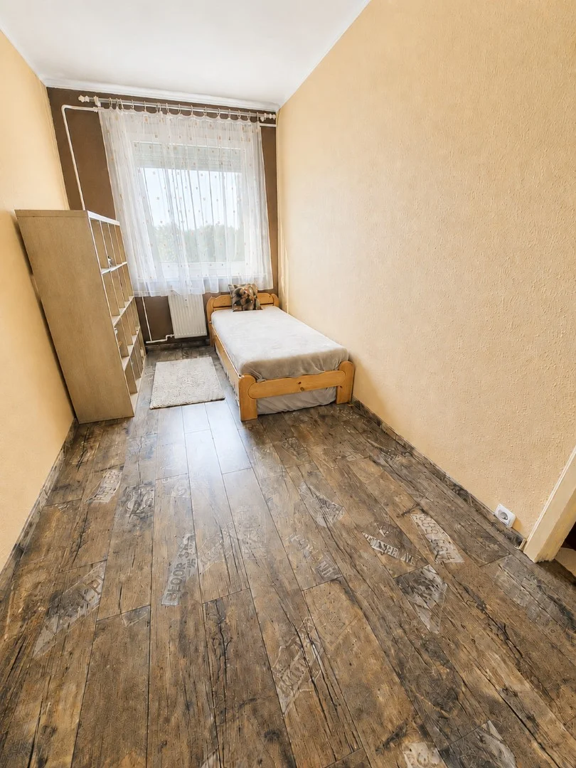 Eladó panel lakás Budapest 20. ker. Tótfalusi Kis Miklós sétány - Kép 4