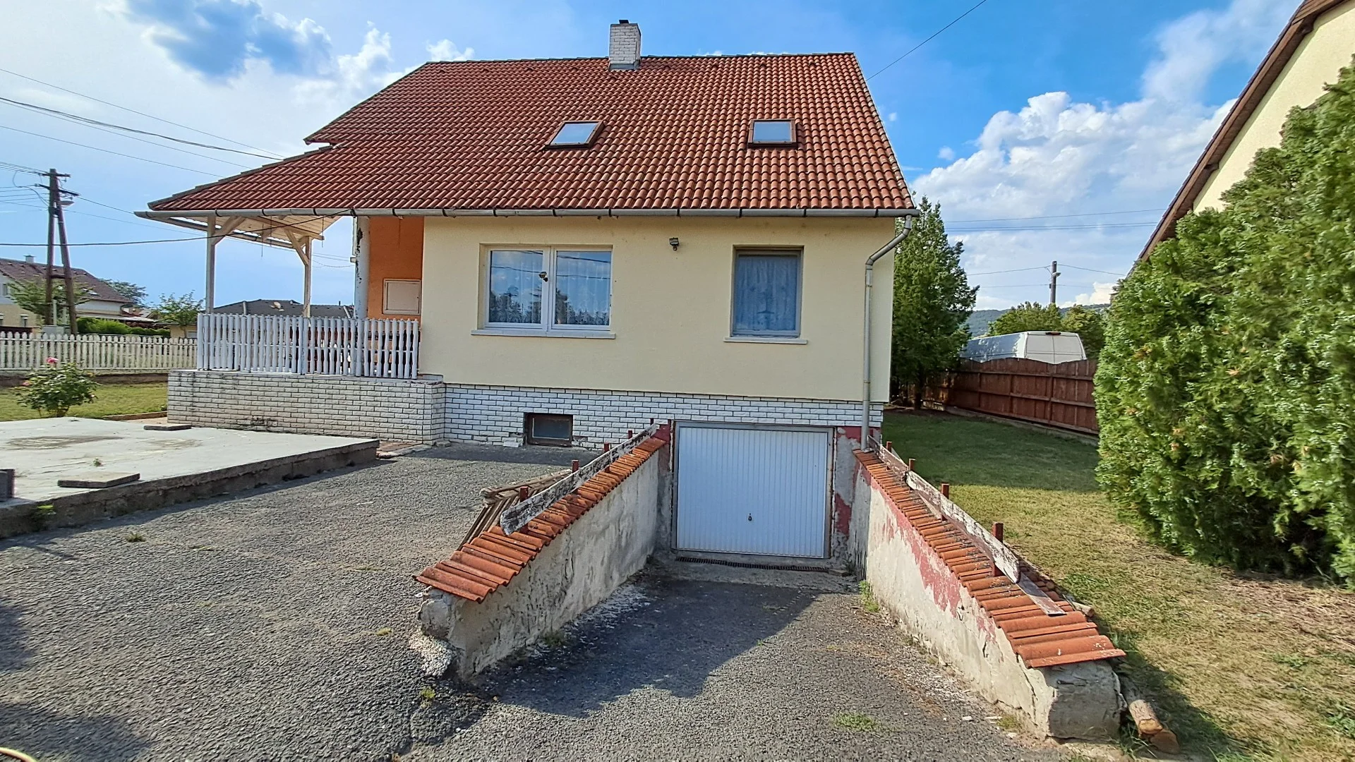 Eladó családi ház Esztergom - Kép 3