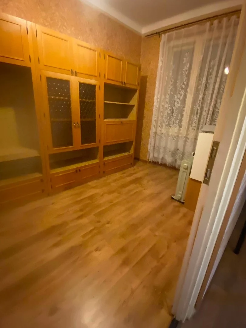 Eladó tégla lakás Dunaújváros - Kép 4